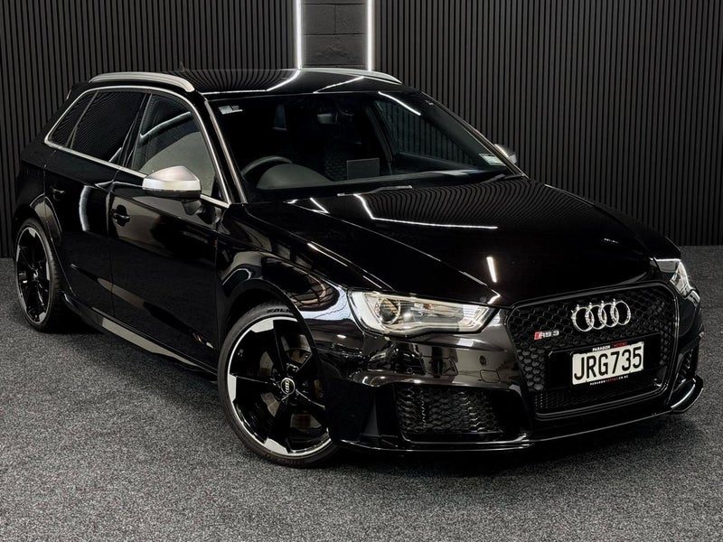 2016 Audi RS3 2.5L Turbo Quattro, photo 3