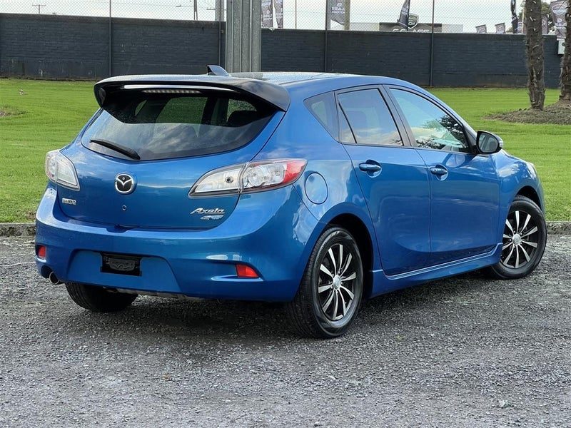 2012 Mazda Axela 20S SPORTS !! VERY LOW KMS !!, photo 3