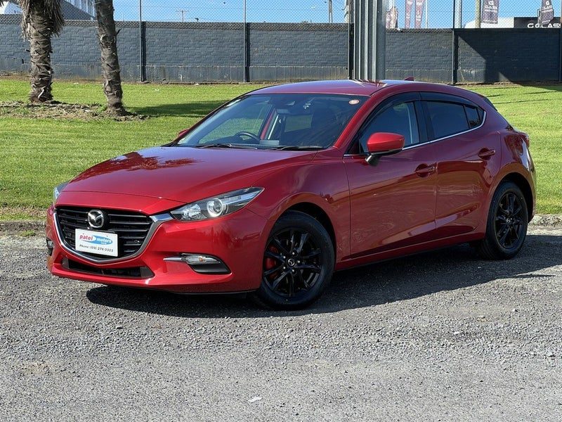 2016 Mazda Axela