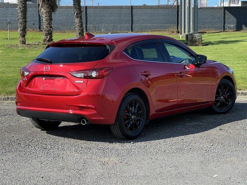 2016 Mazda Axela, photo 3