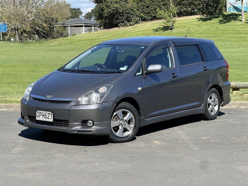 2004 Toyota Wish