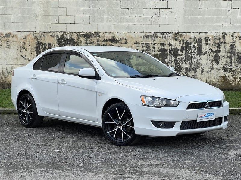 2013 Mitsubishi Galant GALANT FORTIS EXCEED, photo 2