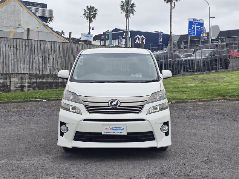 2012 Toyota Vellfire 8 Seater Push start, photo 2