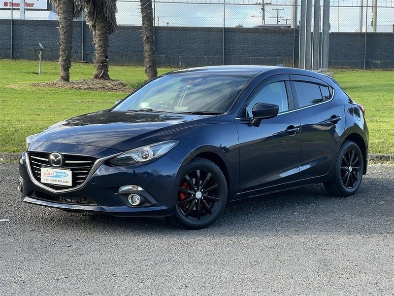 2015 Mazda Axela