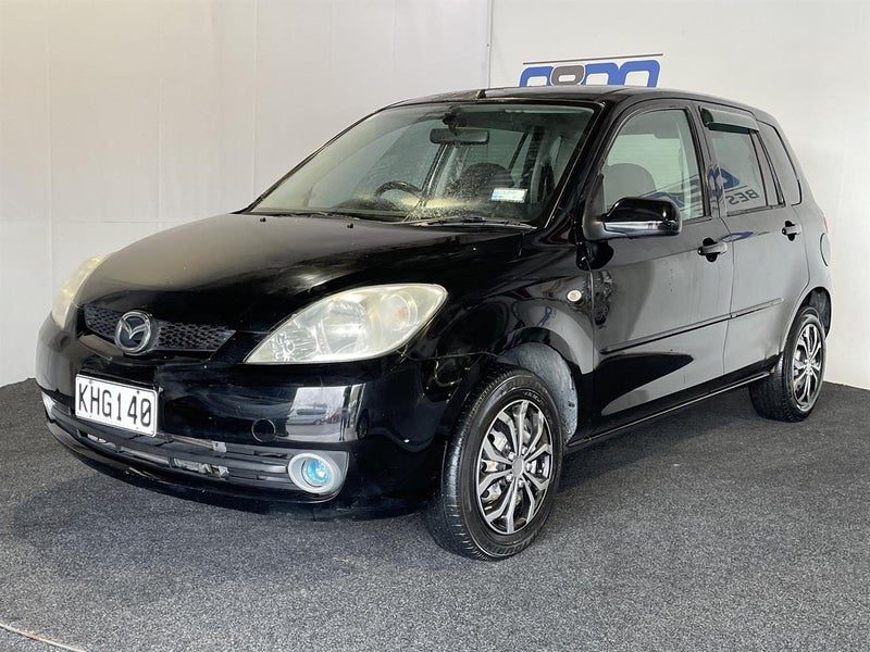 2005 Mazda Demio, photo 3