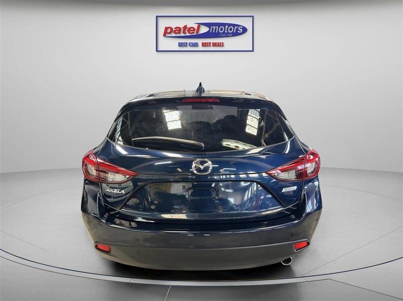 2016 Mazda Axela, photo 3