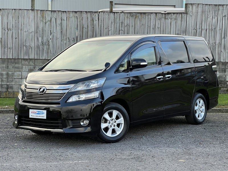 2013 Toyota Vellfire