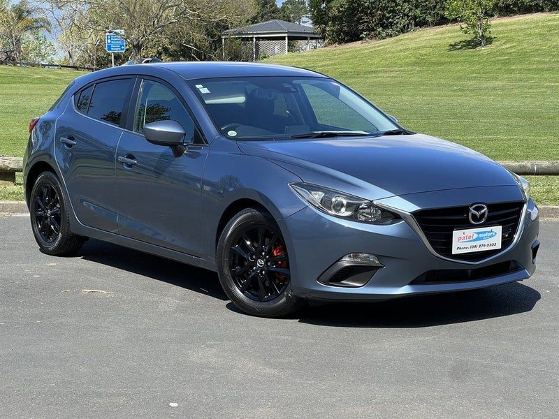 2015 Mazda Axela SKYACTIV, photo 2