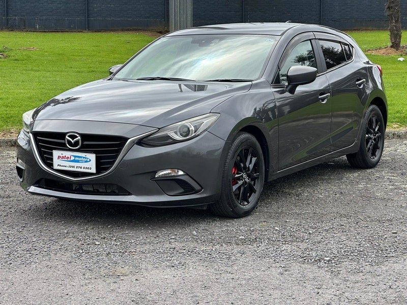 2016 Mazda Axela, photo 2