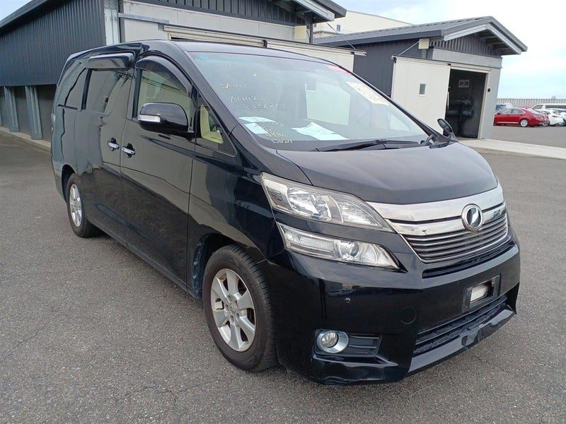 2014 Toyota Vellfire