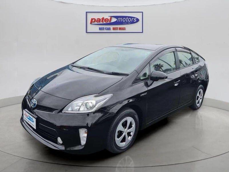 2015 Toyota Prius, photo 3