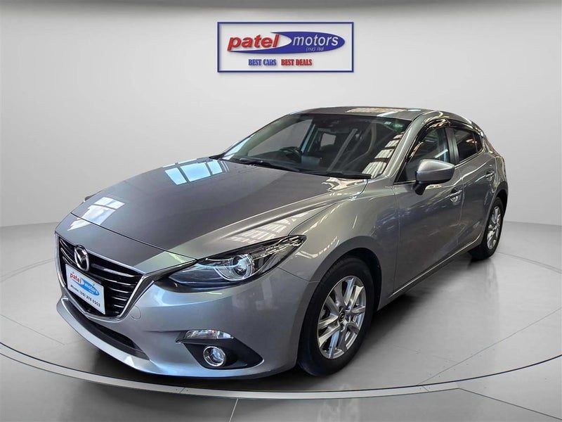 2016 Mazda Axela