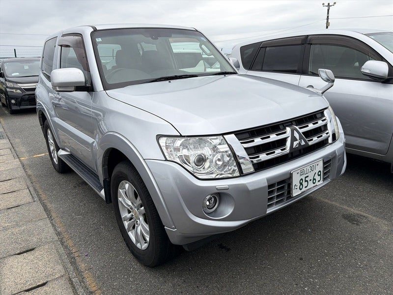 2014 Mitsubishi Pajero Short VR-2