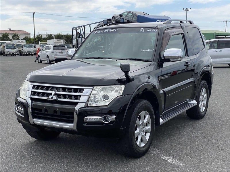 2015 Mitsubishi Pajero Short VR-I, photo 3
