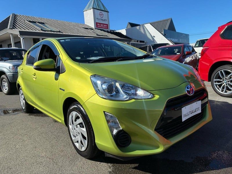 2015 Toyota Aqua G