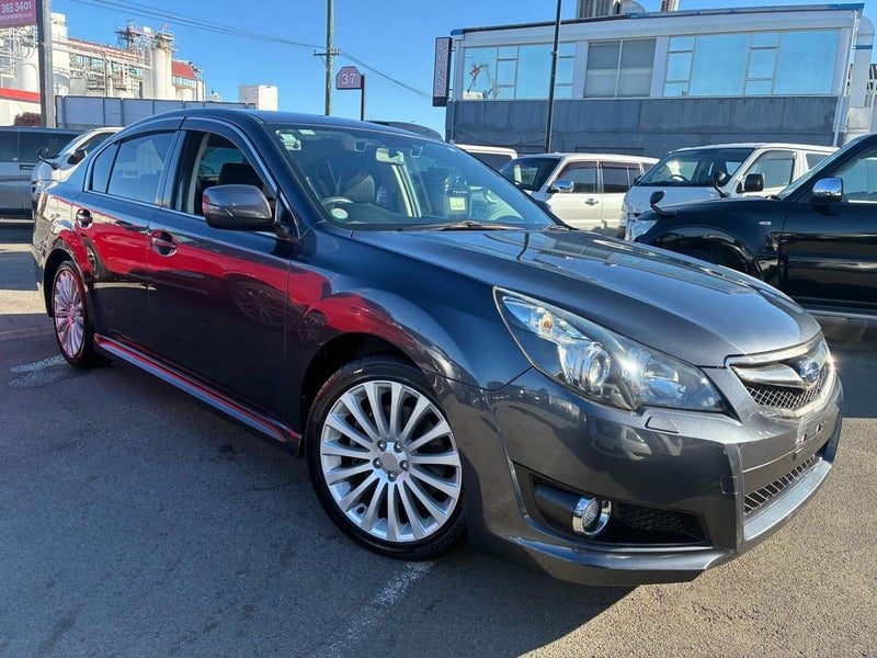 2012 Subaru Legacy, photo 2