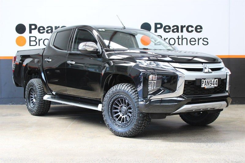 2022 Mitsubishi Triton GLXR, 4WD, TOW BAR