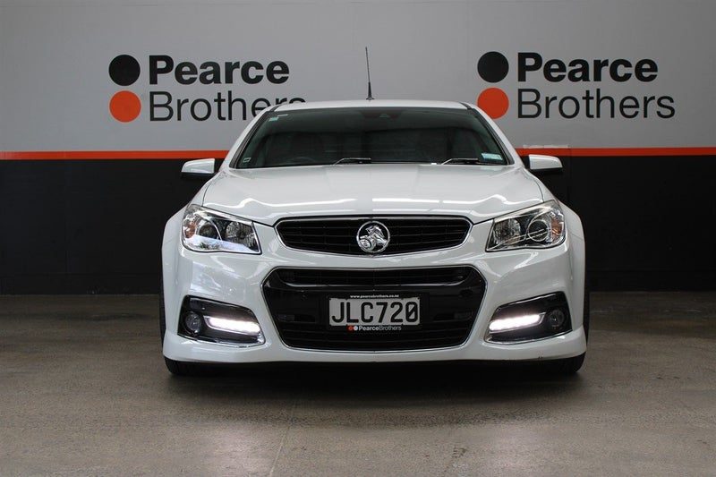 2015 Holden Commodore VF SS-V REDLINE UTE, photo 3