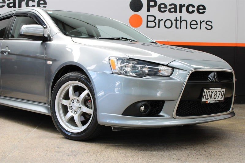 2013 Mitsubishi Lancer GSR 2.0P 17 inch MAGS, photo 3