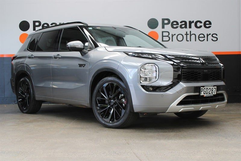 2022 Mitsubishi Outlander VRX PHEV 4WD