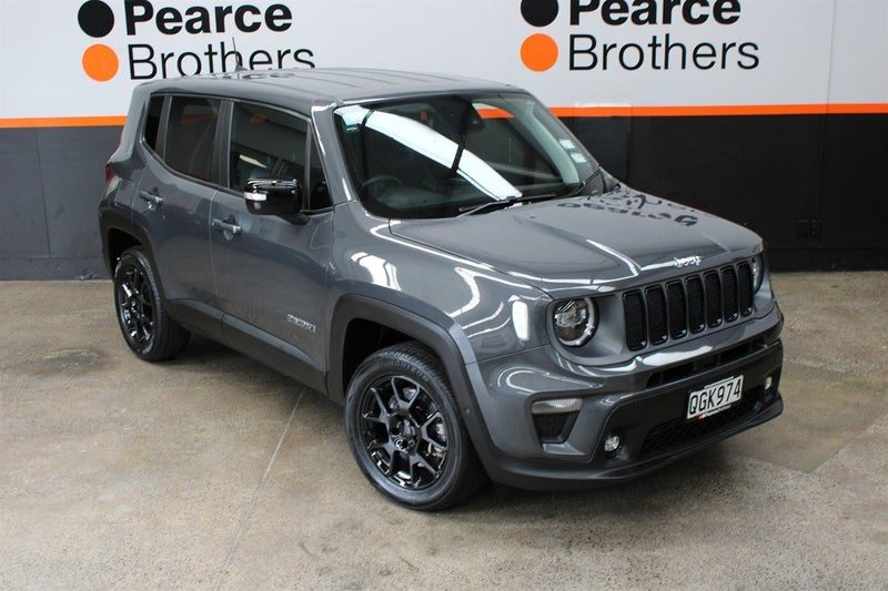 2023 Jeep Renegade LIMITED PHEV BLACK OUT, photo 2