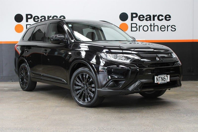 2021 Mitsubishi Outlander LS 2.4P BLACKED OUT