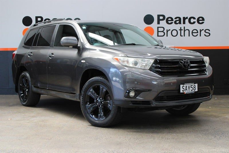 2010 Toyota Highlander LTD 3.5P 4WD 7 SEATER