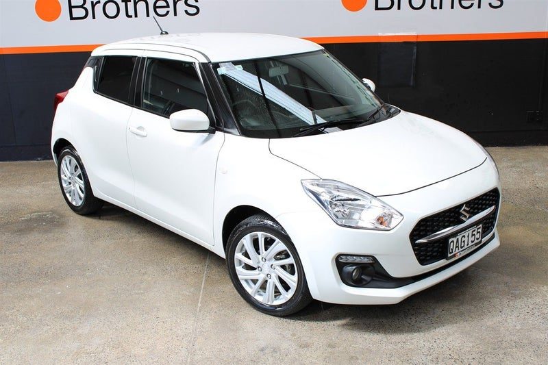 2023 Suzuki Swift GL, LOW KMS, NZ NEW, photo 2
