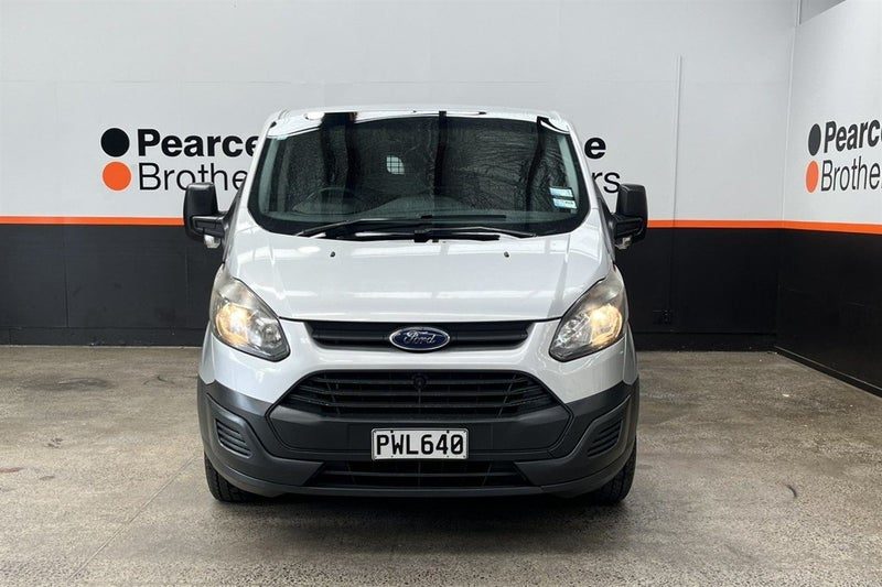 2015 Ford Transit SWB Low Roof, photo 3