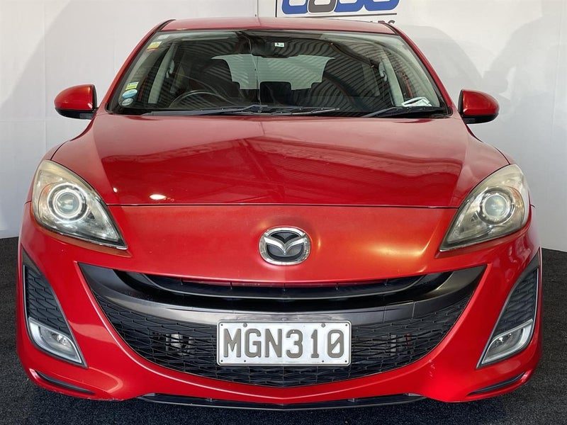 2010 Mazda Axela, photo 2