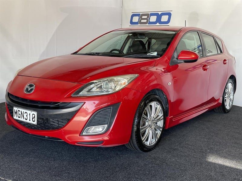 2010 Mazda Axela, photo 3