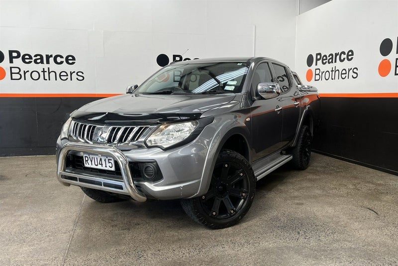 2016 Mitsubishi Triton GLXR