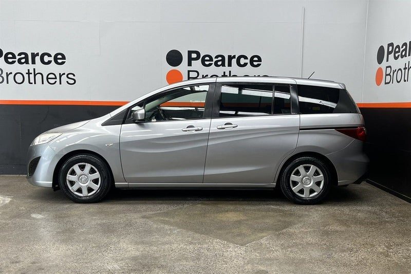 2016 Mazda Premacy 2.0L, 7 SEATER, ONE OWNER, photo 2