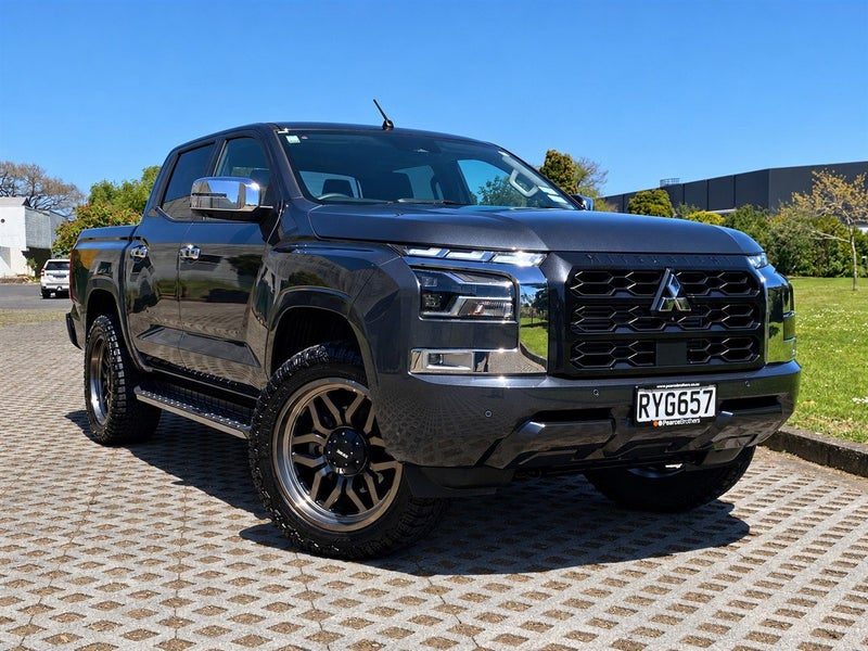 2026 Mitsubishi Triton GLXR 4WD TURBO DIESEL, photo 2