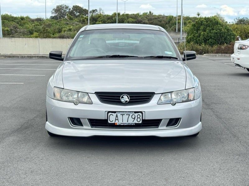 2004 Holden Commodore S V8 AUTO, photo 2