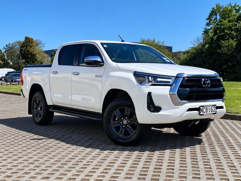 2020 Toyota Hilux SR5 TURBO DIESEL NZ NEW