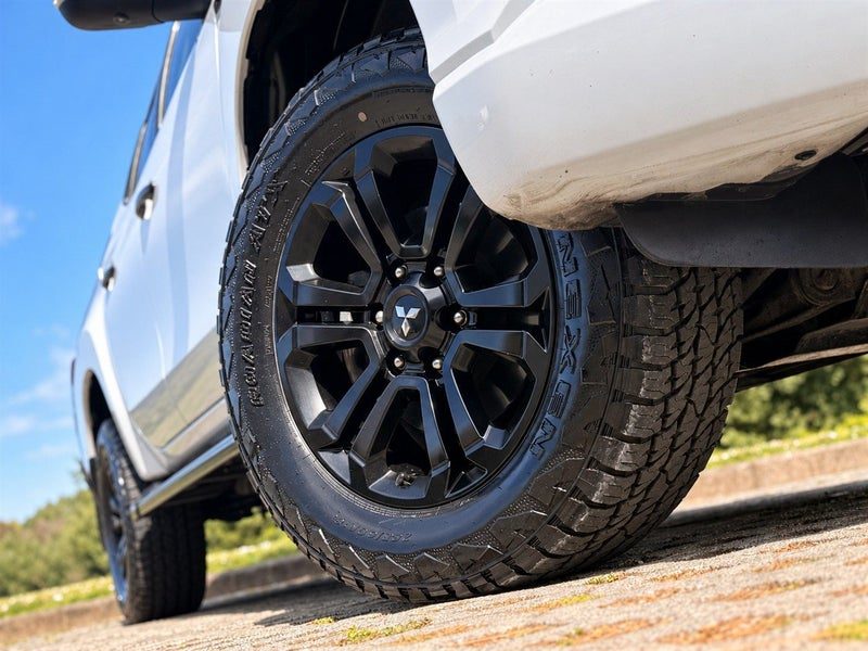 2022 Mitsubishi Triton GLSB, photo 3