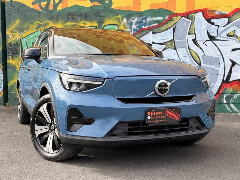 2022 Volvo XC40 RECHARGE ULTIMATE SINGLE MOTOR, photo 2