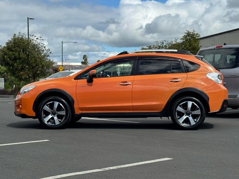 2014 Subaru XV AWD Hybrid, photo 3