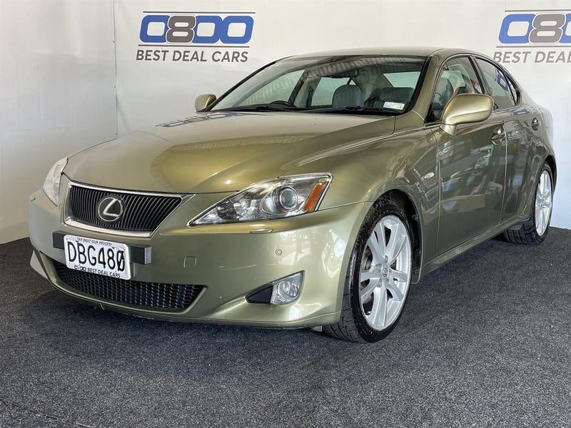 2005 Lexus IS 250 2.5P LTD SEDAN 6A, photo 3