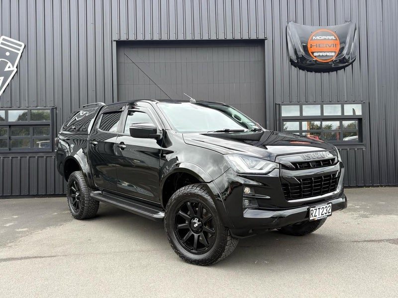 2022 Isuzu D-Max LS 2WD AUTO BLACKED OUT