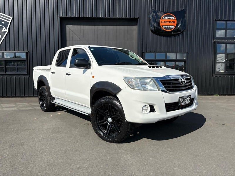2014 Toyota Hilux 4WD 3.0TD 5 SPEED AUTO