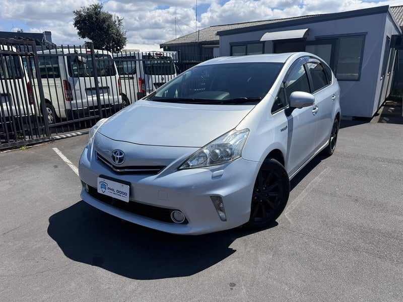 2012 Toyota Prius Alpha G 7 seater