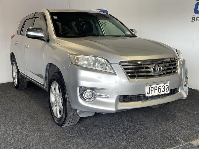 2010 Toyota Vanguard 240S, main photo