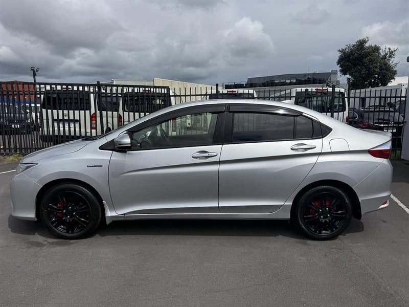 2015 Honda GRACE Hybrid LX, photo 2