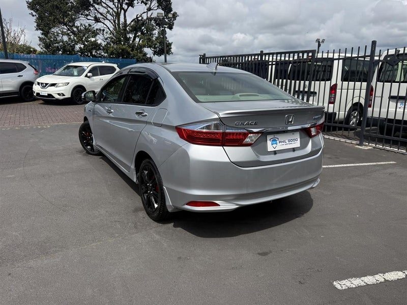2015 Honda GRACE Hybrid LX, photo 3