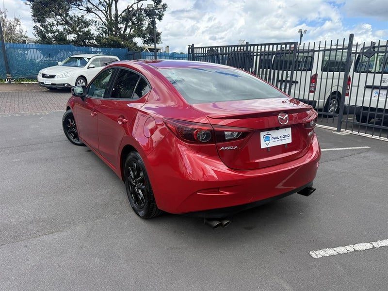 2014 Mazda Axela Hybrid S, photo 3