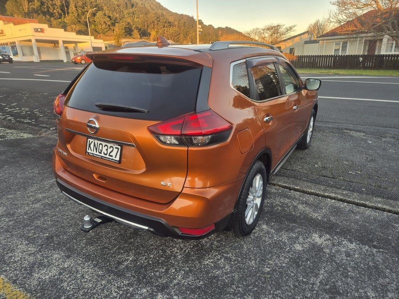 2017 Nissan X-Trail ST, photo 2