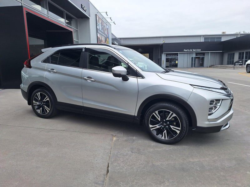 2022 Mitsubishi Eclipse Cross VRX, photo 2