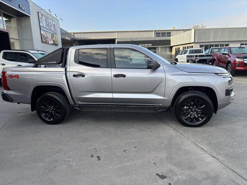 2026 Mitsubishi Triton GLXS 4WD, photo 2